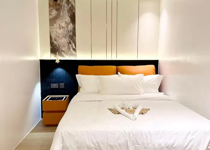 Apartment Venice Luxe Cozy 1 Bedroom, Pool, Netflix, Kitchen, Canal Mall Access For Max Of 3 Guests Only