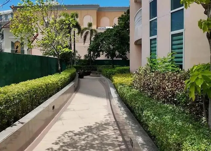 Apartment Venice Luxe Cozy 1 Bedroom, Pool, Netflix, Kitchen, Canal Mall Access For Max Of 3 Guests Only