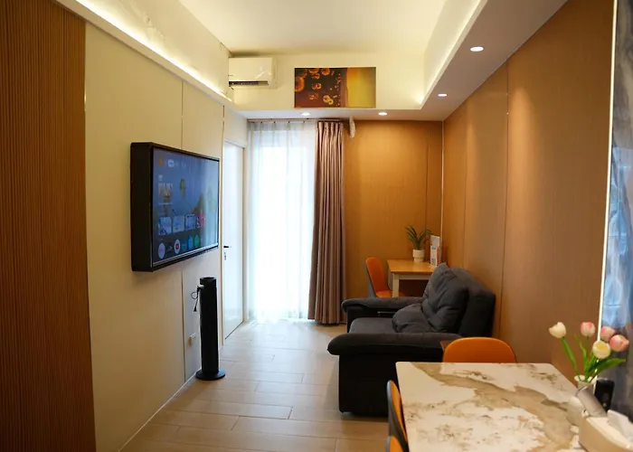 Apartment Venice Luxe Cozy 1 Bedroom, Pool, Netflix, Kitchen, Canal Mall Access For Max Of 3 Guests Only Manila