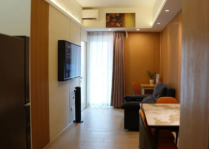 Venice Luxe Cozy 1 Bedroom, Pool, Netflix, Kitchen, Canal Mall Access For Max Of 3 Guests Only *