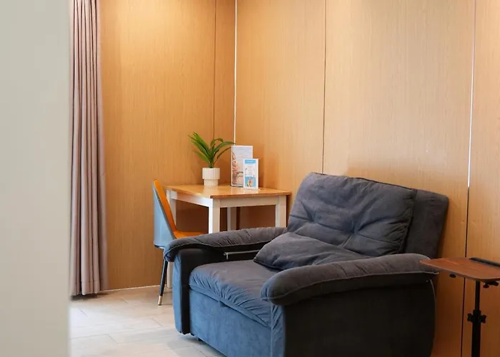 Apartment Venice Luxe Cozy 1 Bedroom, Pool, Netflix, Kitchen, Canal Mall Access For Max Of 3 Guests Only