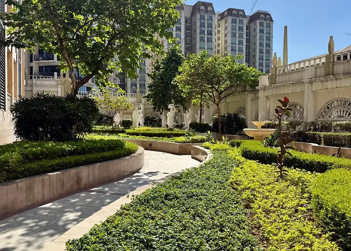 Venice Luxe Cozy 1 Bedroom, Pool, Netflix, Kitchen, Canal Mall Access For Max Of 3 Guests Only